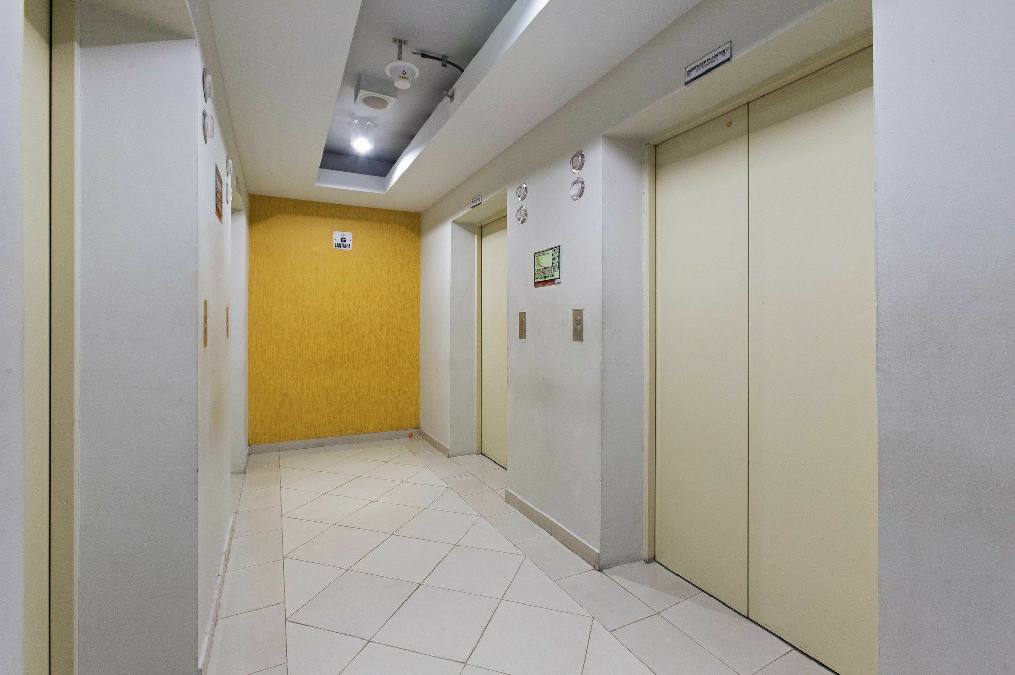 Reddoorz Apartment @ Pegangsaan Kelapa Gading Jakarta Exterior photo